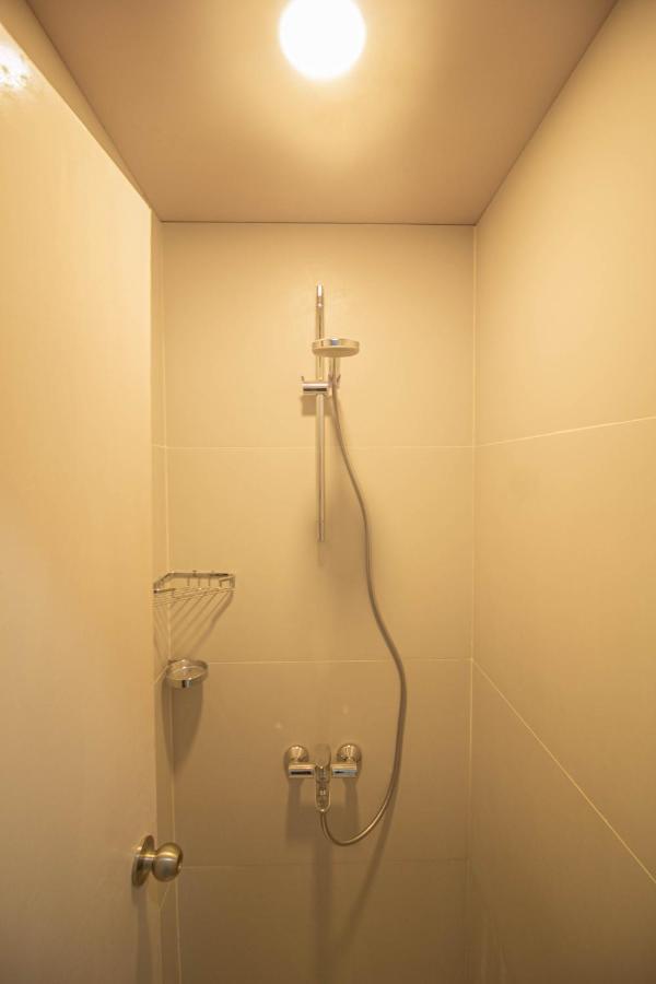 Twin Hearts Residences 1 罗哈斯城 外观 照片